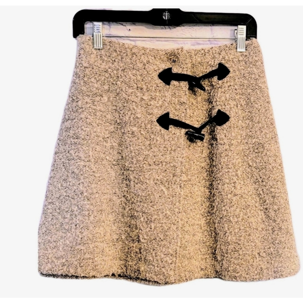 J.R.T. Women’s Wool Blend Mini Skirt Textured Knotted Buttons Size 8 Gray Preppy